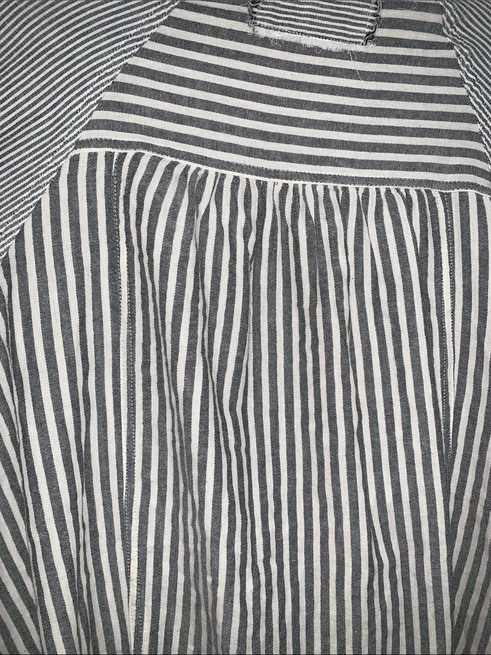 MIOU MUSE Women's Gray & White Striped Button-Down Shirt